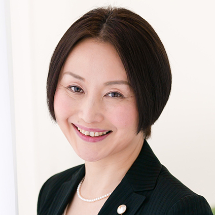 山岡 仁美